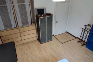 Stanza singola, metro vicino casa