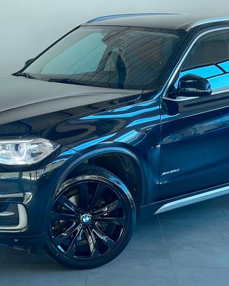 BMW X5 xDrive 25d - 160 kW / 210 CV