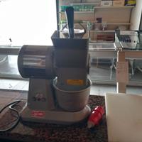 Grattugia professionale per pane e grana