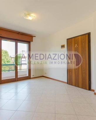 Appartamento di 54 m² con 3 locali e box auto a Mi