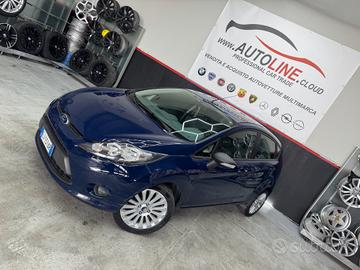 Ford Fiesta 1.2 Benzina 5Porte ADATTA NEOPATENTATI