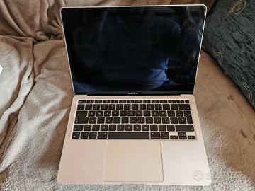 Apple MacBook Air 13", usato solo per prova