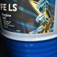 olio motore e idraulico 