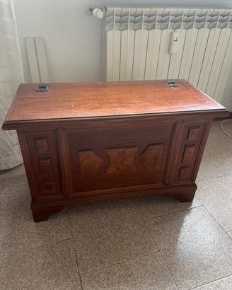 Cassapanca vintage in legno