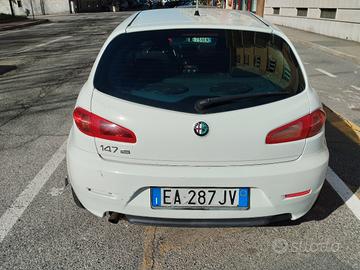 alfa 147  1.6 GPL 