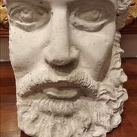 Porta vaso in cemento Zeus.