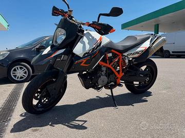 KTM 990 Supermoto - 2012