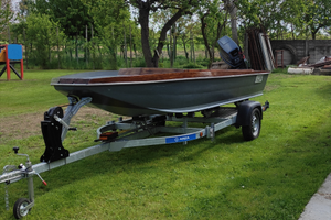 Patanella più motore 737