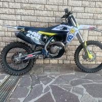 Husqvarna tripla omologazione