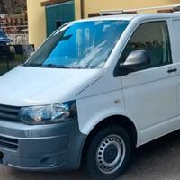 Volkswagen T5 transporter 140 cv