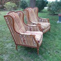 Coppia di comode poltrone da casa.