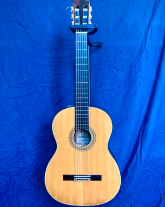 Takamine EC 128 anno 1980