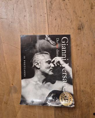 postcards Gianni Versace Do not disturb 