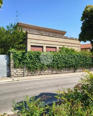 VILLA SINGOLA A MESERO