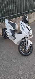 Yamaha aerox 50 cc