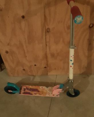 Monopattino Barbie
