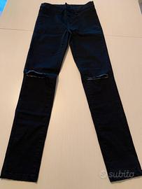 Pantaloni in stretch nero