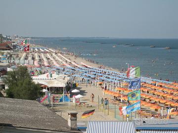 1/5-26/6 VISTA MARE con spiaggia inc. a Scacchi