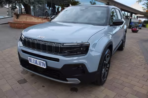 Jeep Avenger 1.2 Turbo 100 CV MHEV Summit