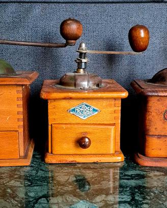 Trio macinino vintage con etichetta originale