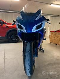 Suzuki GSX R 750