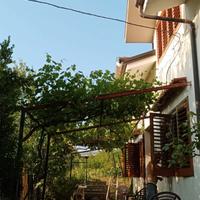 Soluzione indipendente uscita autostrada Petina