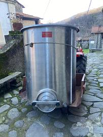 botte in acciaio inox per vino