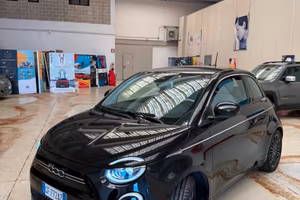 Fiat 500e 3+1 42 kWh La Prima