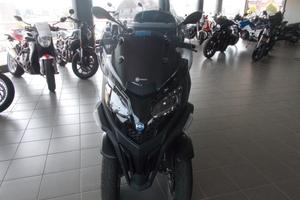 Piaggio MP3 400 hpe SPORT