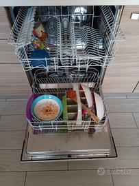 lavastoviglie incasso Electrolux tt400