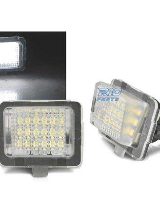 LUCI TARGA A LED MERCEDES W204 W205 W212 W221 W222