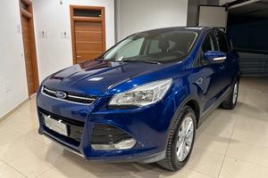 Ford Kuga 2.0 TDCI 150 CV S&S 4WD Powershift Titan