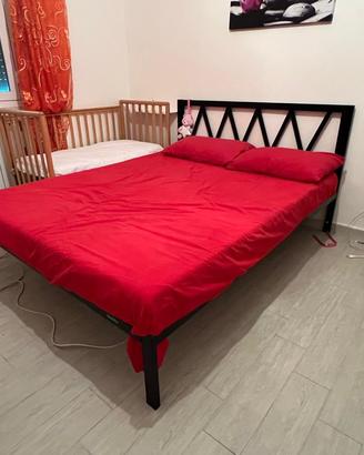 Struttura letto matrimoniale