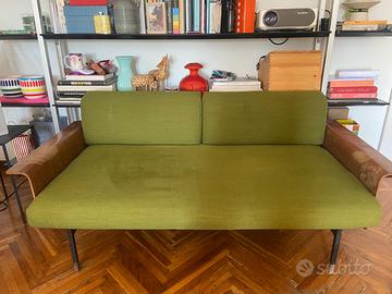 Day bed