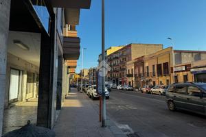 NEGOZIO A CAGLIARI