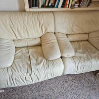 poltrone in pelle bianca