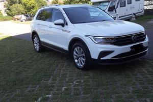 VOLKSWAGEN TIGUAN  2.0 TDI 150 CV SCR DSG LIFE
