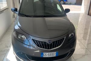 Lancia Ypsilon 1.0 FireFly 5 porte S&S Hybrid Silv