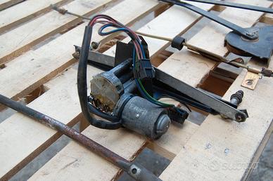 Tergicristalli Renault R4 TL anno 1985