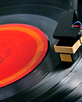 Dischi lp 33 e 45 giri in vinile.Cd musicali