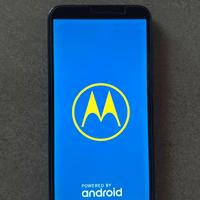 Smartphone Motorola E6 Play