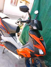 Aprilia SR 2011