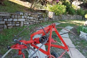 Voltafieno a 2 giranti