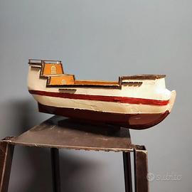 Veliero Realizzato E Dipinto A Mano Vintage