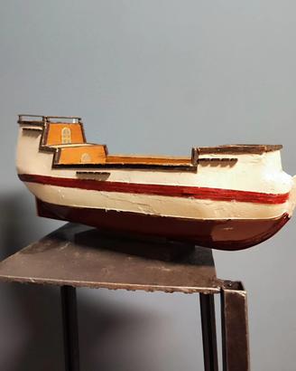 Veliero Realizzato E Dipinto A Mano Vintage
