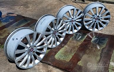 Cerchi in lega r 17  originali fiat bravo