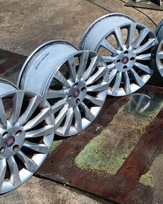 Cerchi in lega r 17  originali fiat bravo