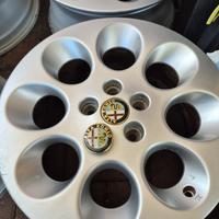 Cerchi in lega 15 pollici Alfa Romeo 147 e 156
