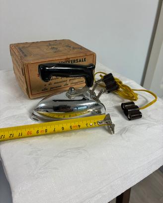 Ferro da stiro vintage Fama