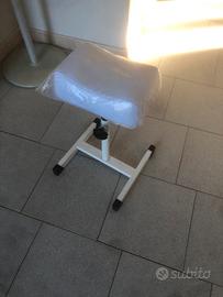 Sgabello per piedi